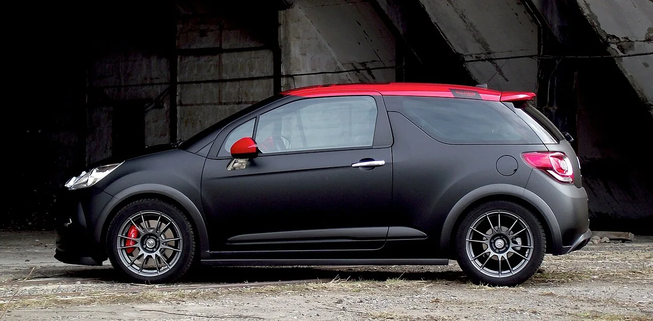 Citroën DS3, side