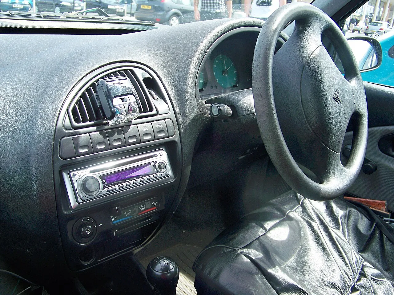 Citroën Saxo VTS / VTR, interior