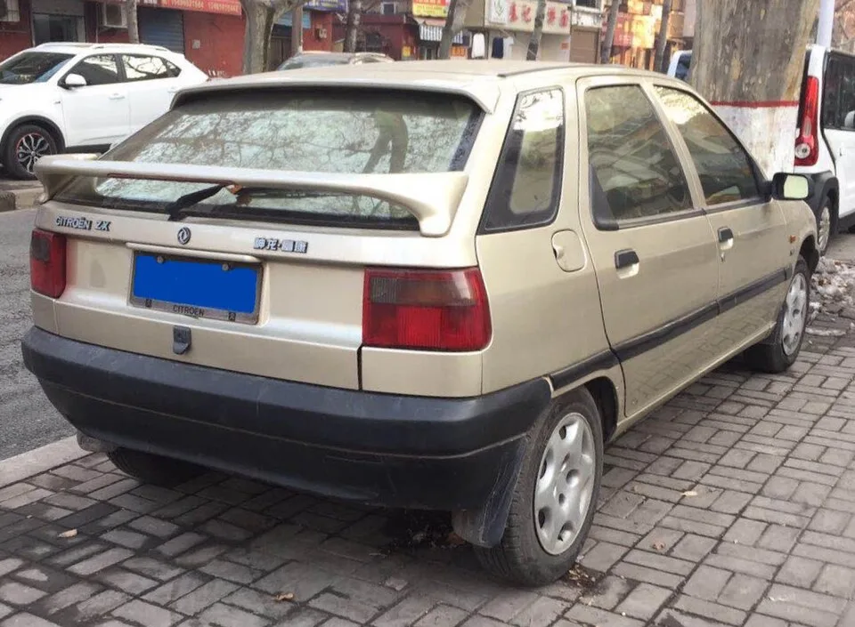 Citroën ZX, rear
