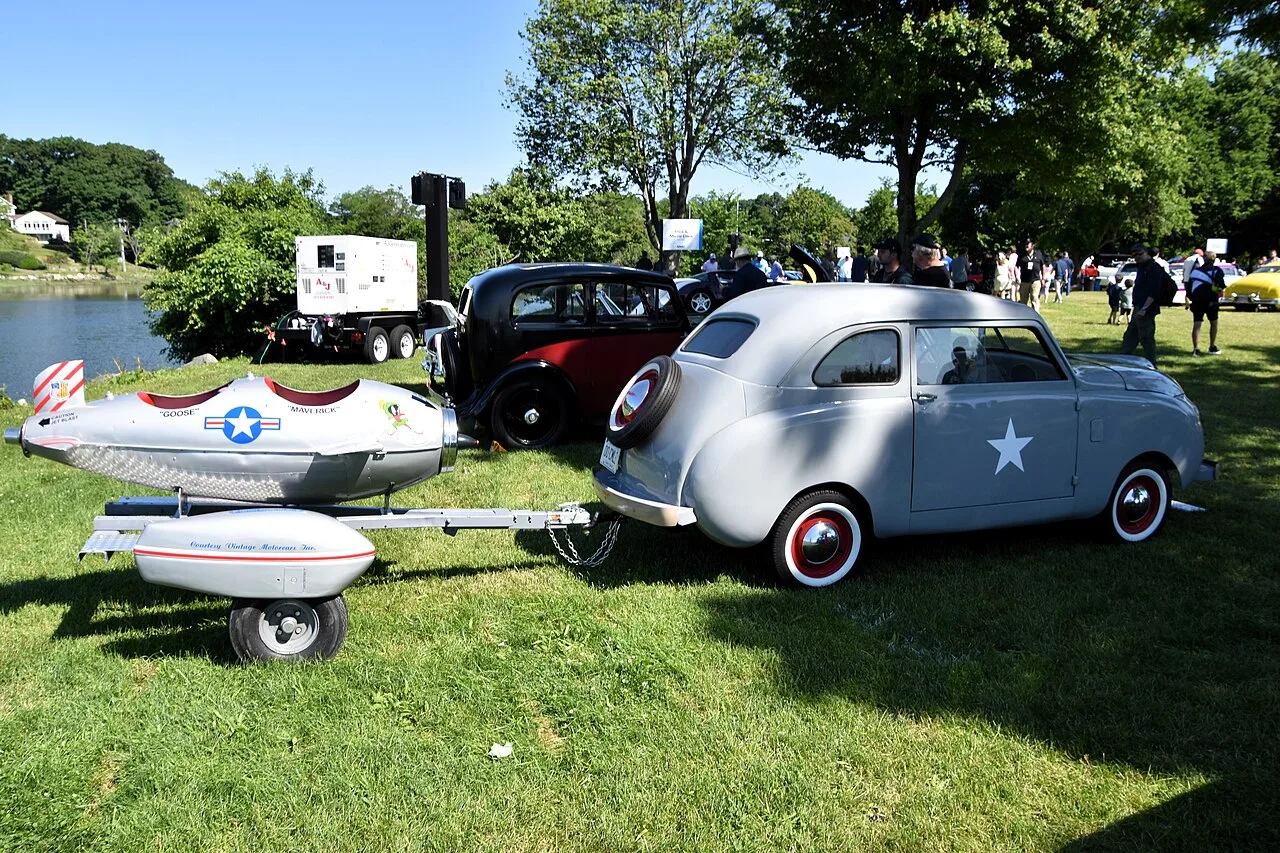 Crosley CC Four, rear