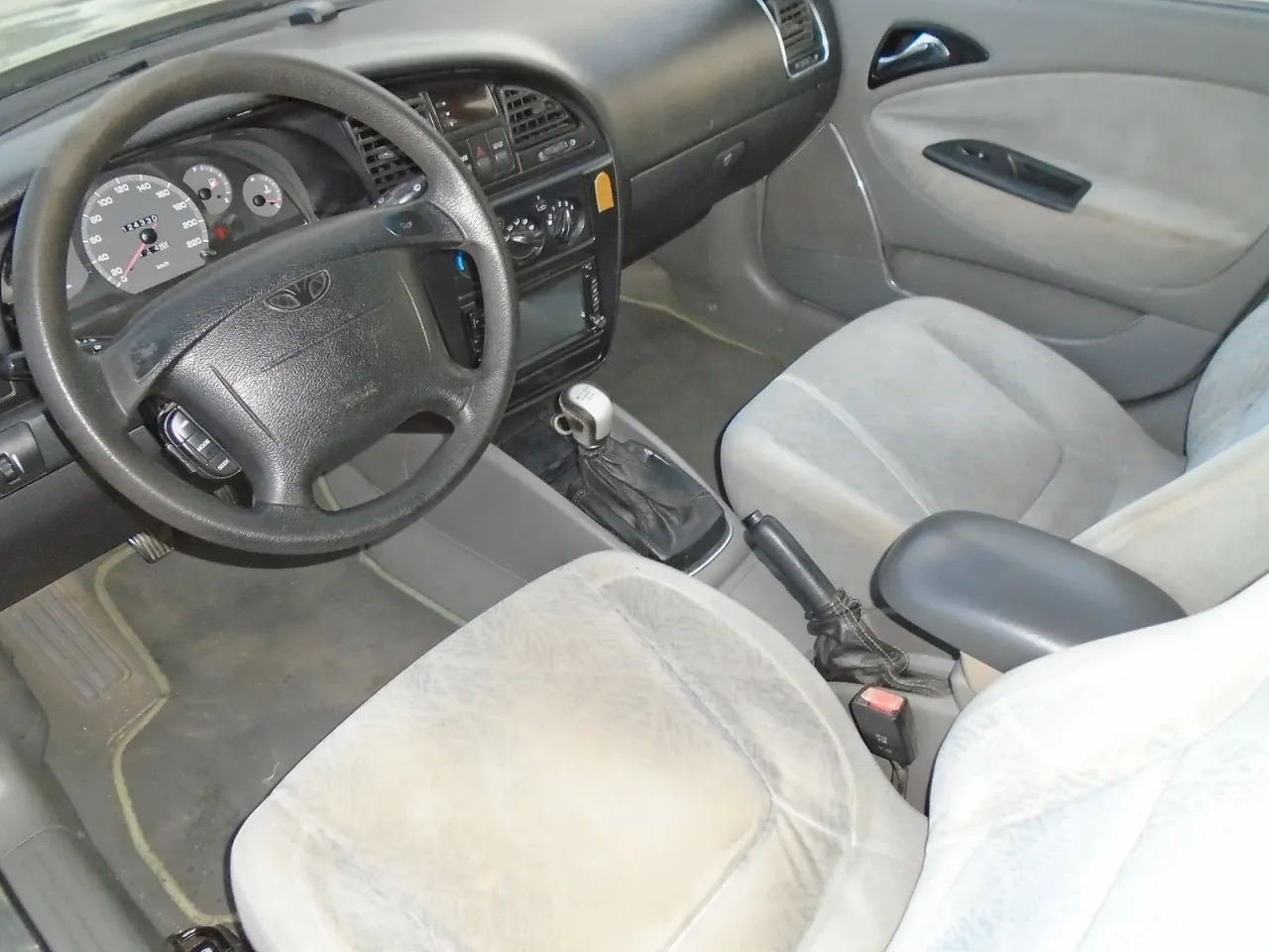 Daewoo Nubira, interior