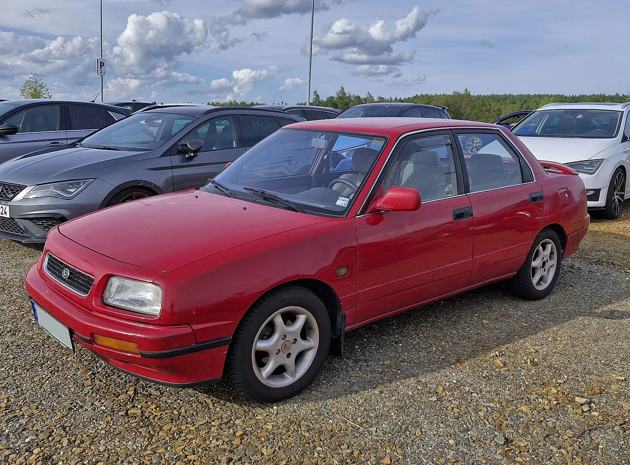 Daihatsu Applause A101 / A111S, side
