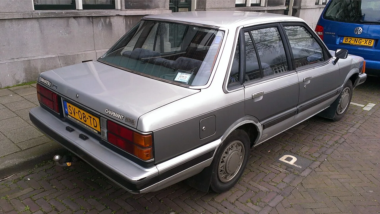 Daihatsu Charmant A10 / A20 / A30 / A40, rear