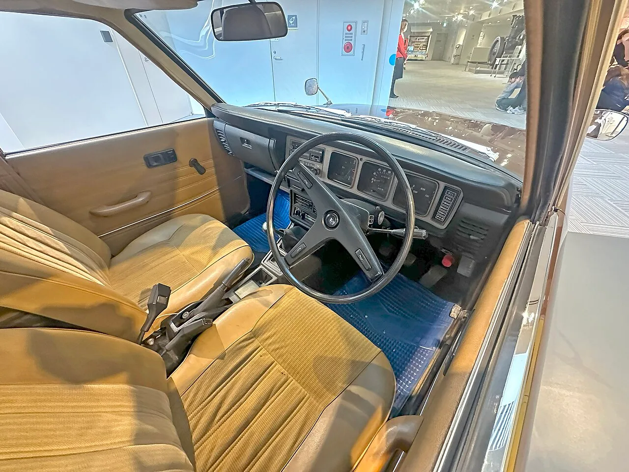 Daihatsu Charmant A35 / A45 / A55 / A60, interior