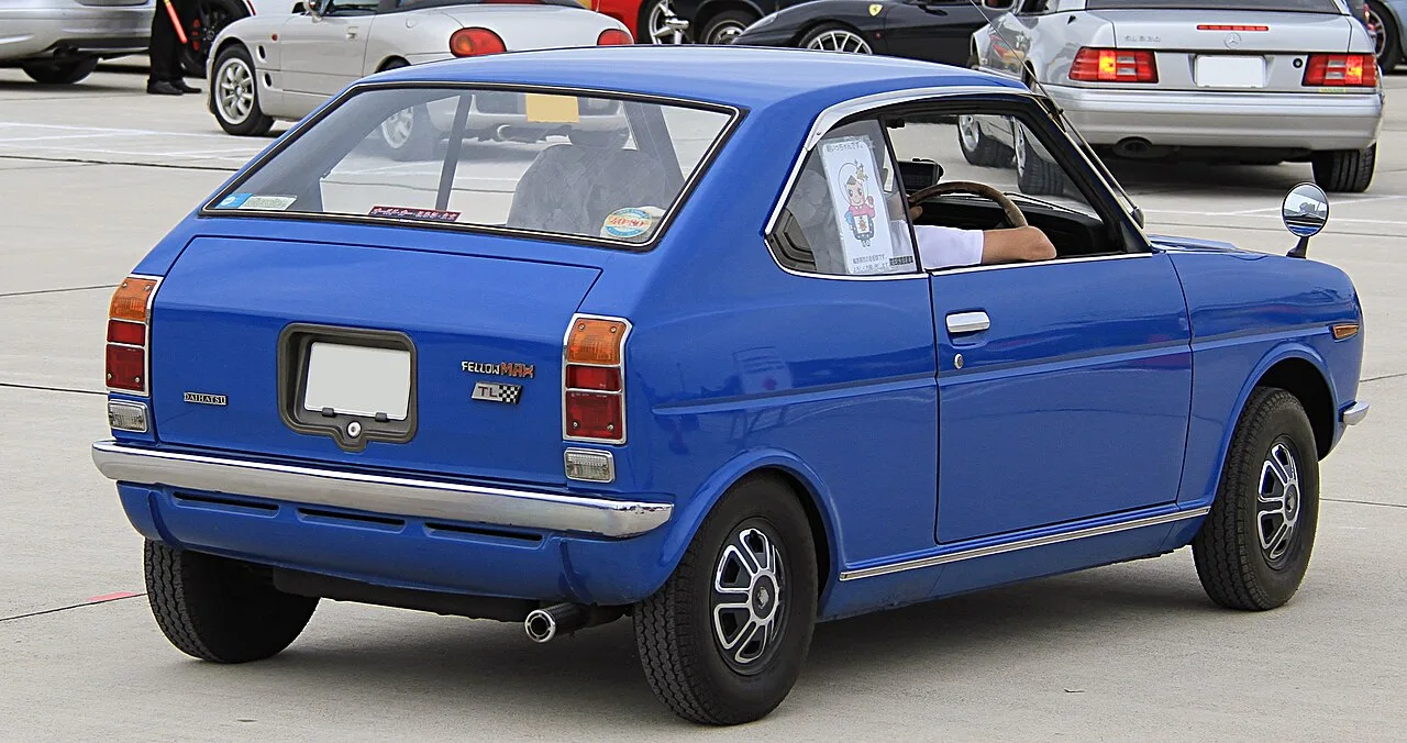 Daihatsu Fellow Max L38, rear