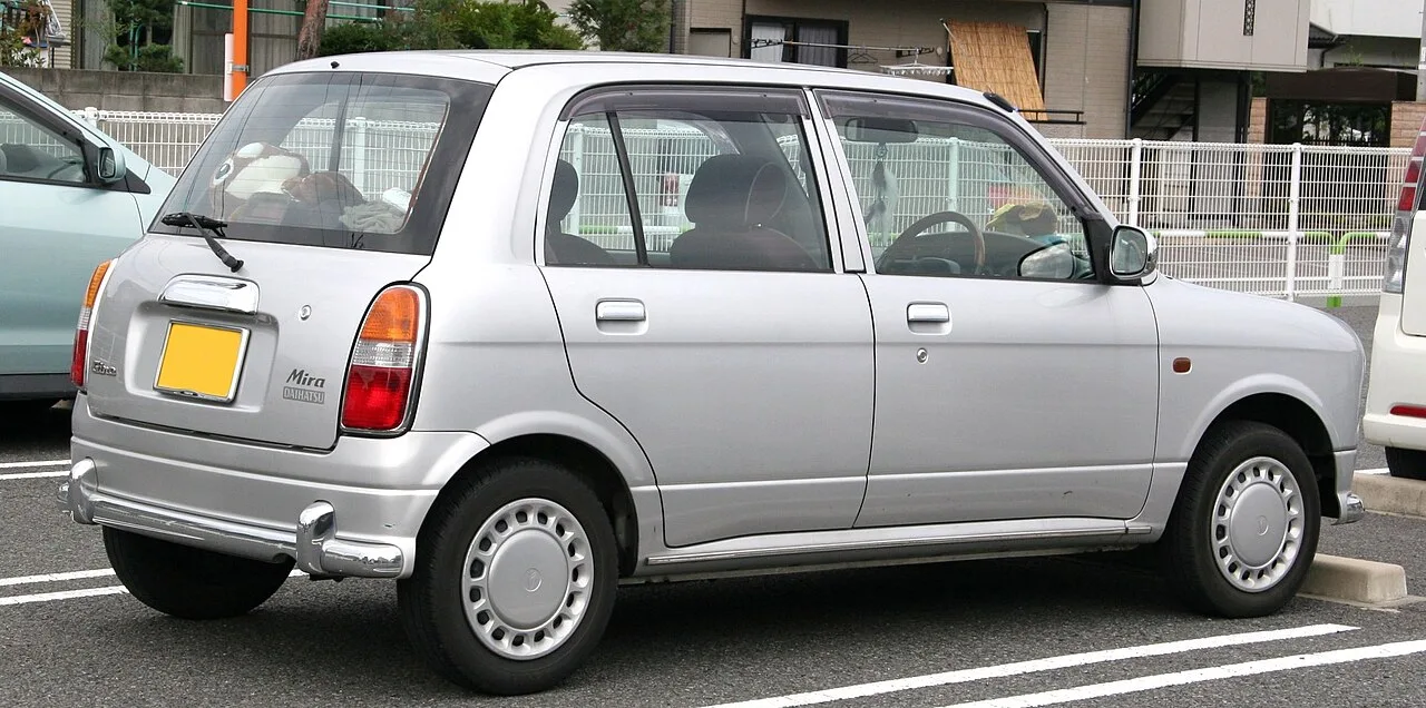 Daihatsu Mira Gino / Trevis L650S / L660S, rear