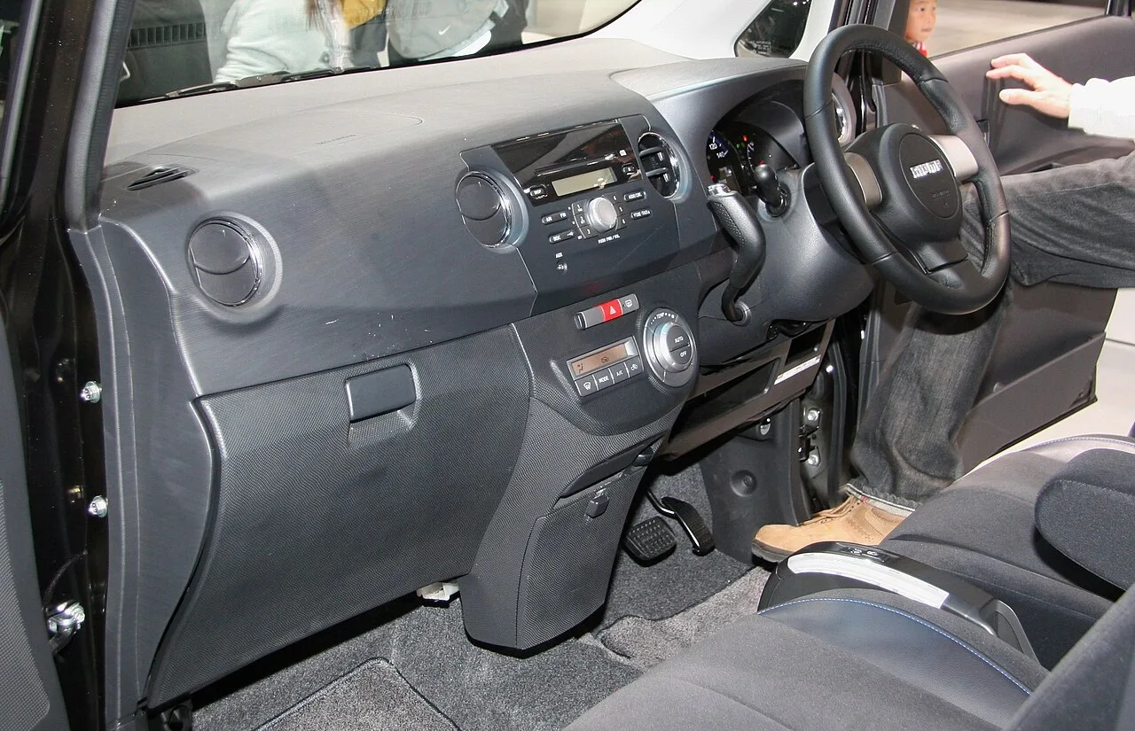 Daihatsu Tanto Exe, interior
