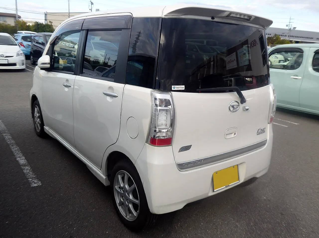 Daihatsu Tanto Exe, rear