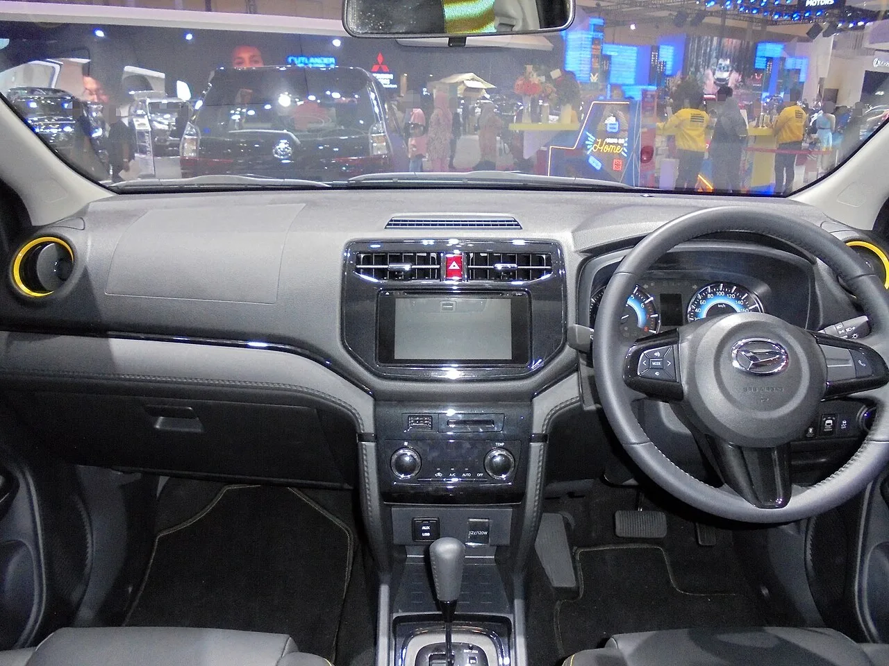 Daihatsu Terios J200 / F700, interior