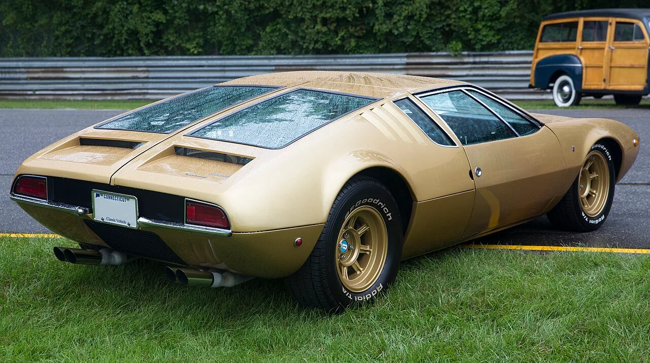 De Tomaso Mangusta, rear