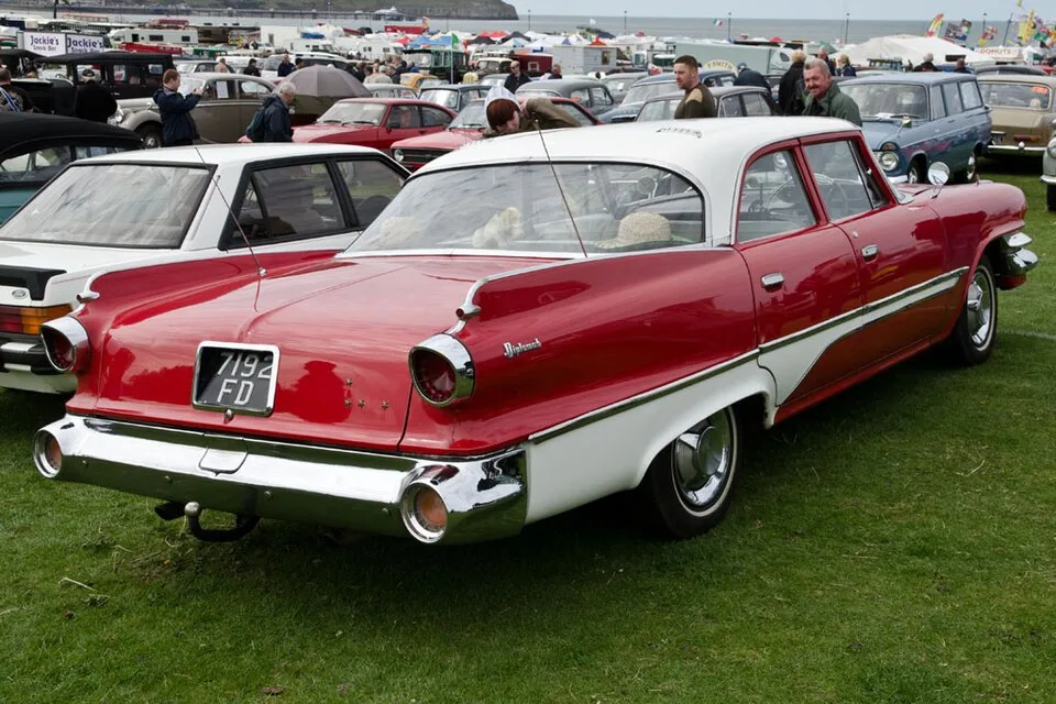 DeSoto Diplomat, rear
