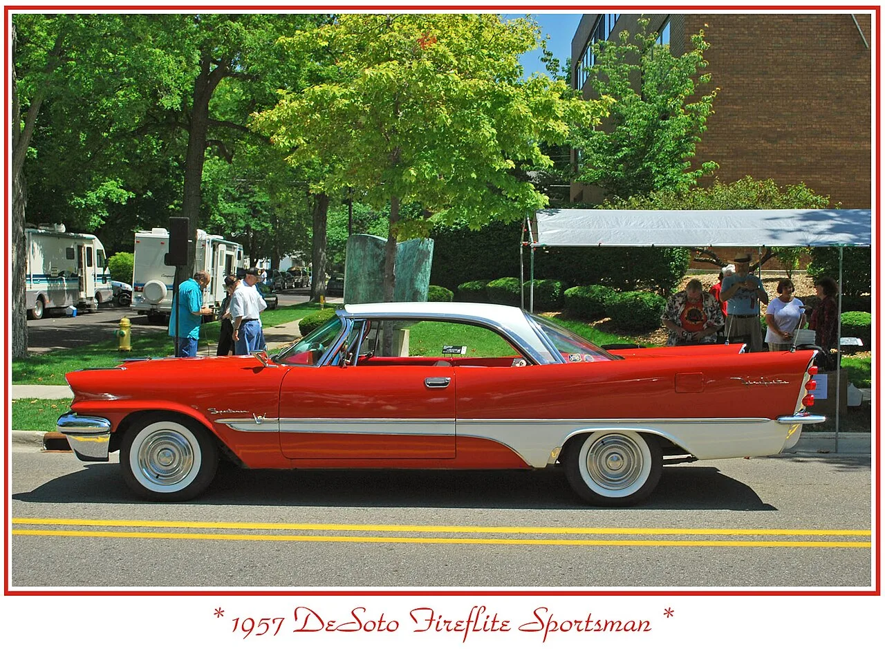 DeSoto Fireflite, side