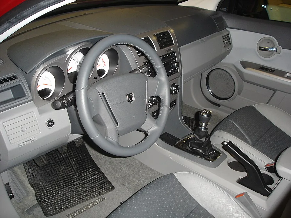 Dodge Avenger, interior