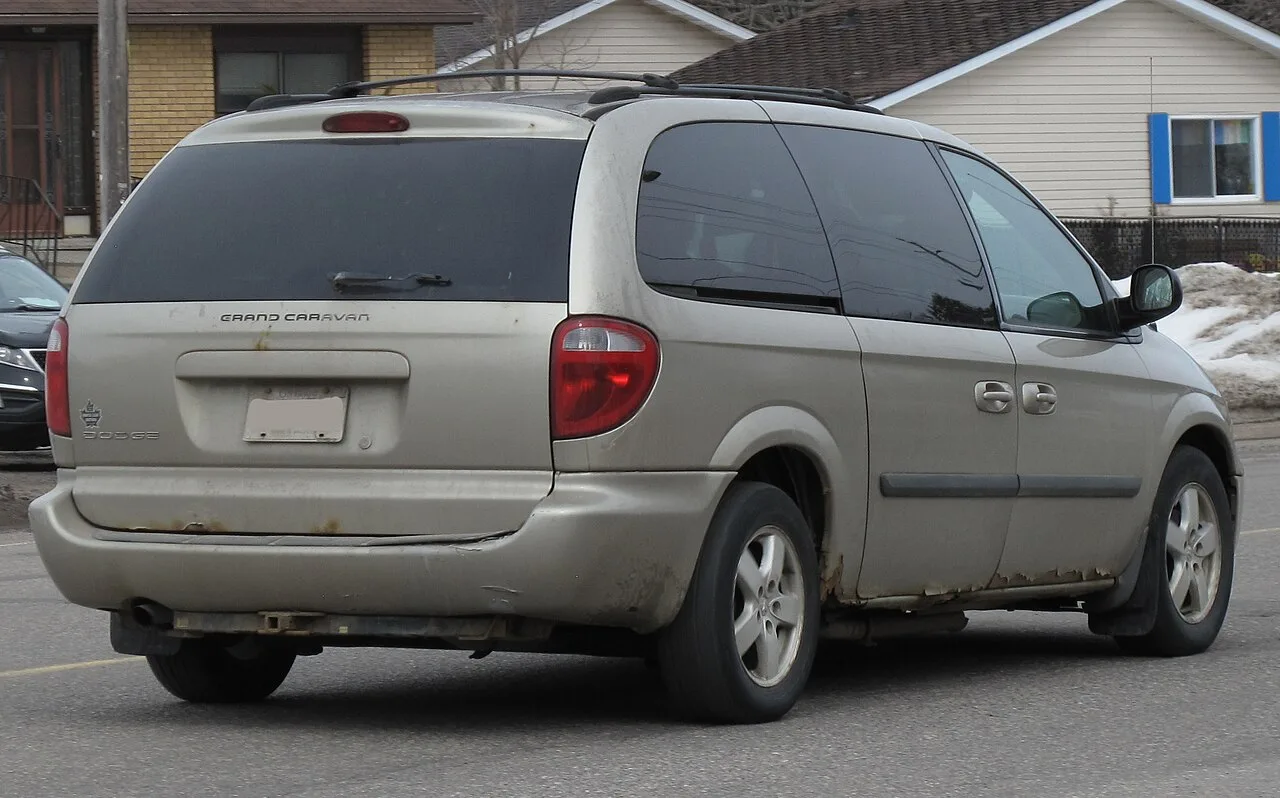 Dodge Caravan/Grand Caravan, rear
