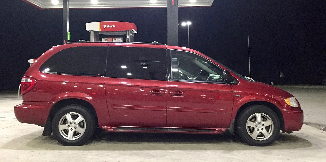 Dodge Caravan/Grand Caravan, side