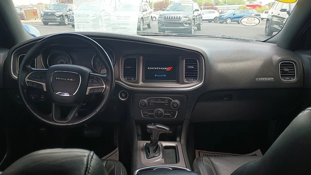 Dodge Charger SRT, interior