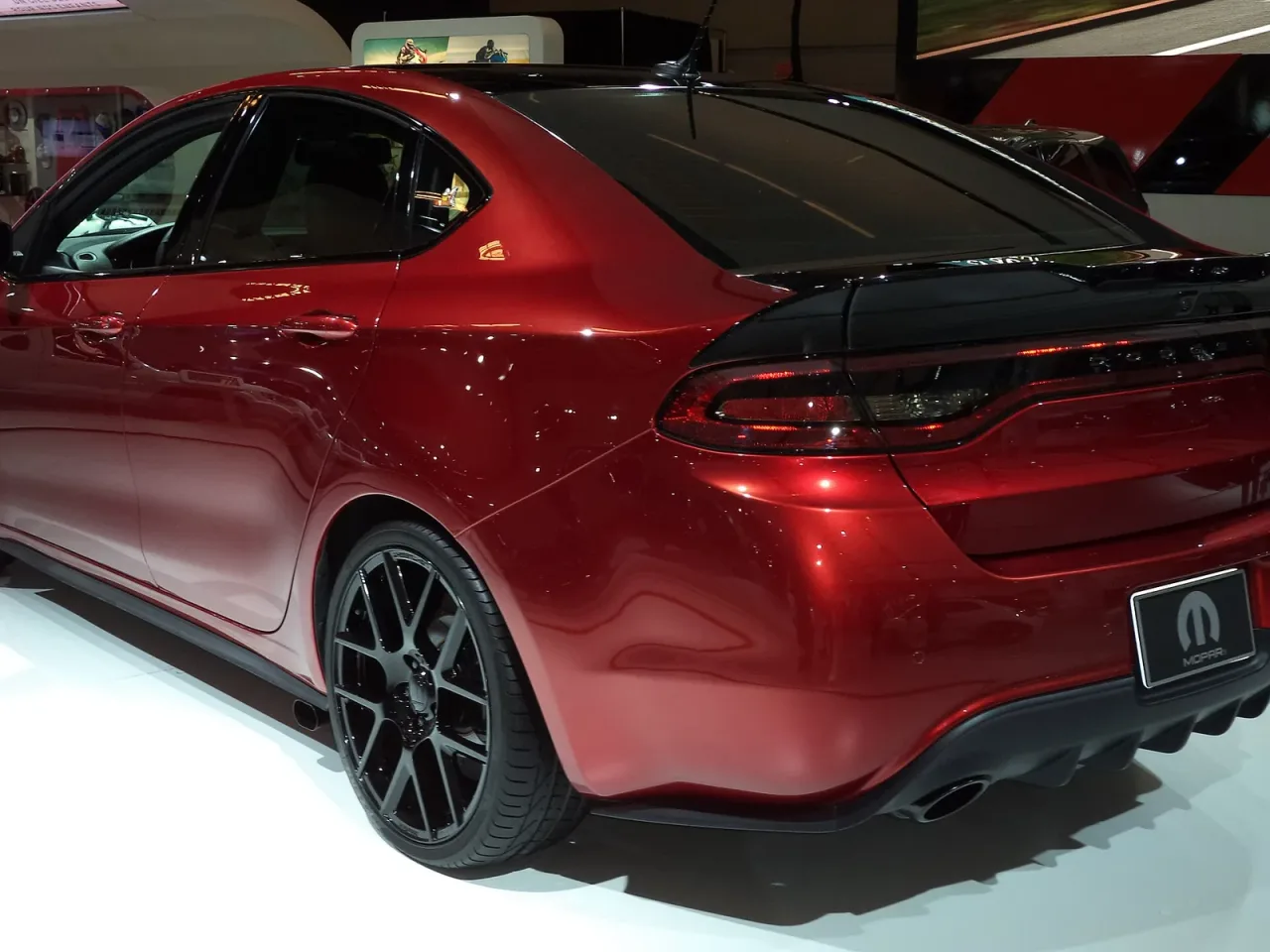 Dodge Dart, rear