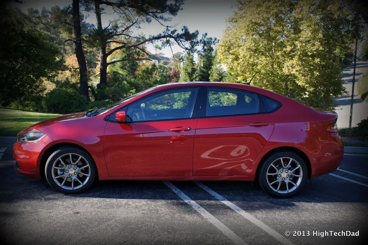 Dodge Dart, side
