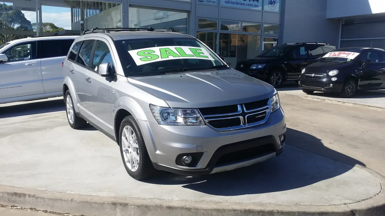 Dodge Journey, side
