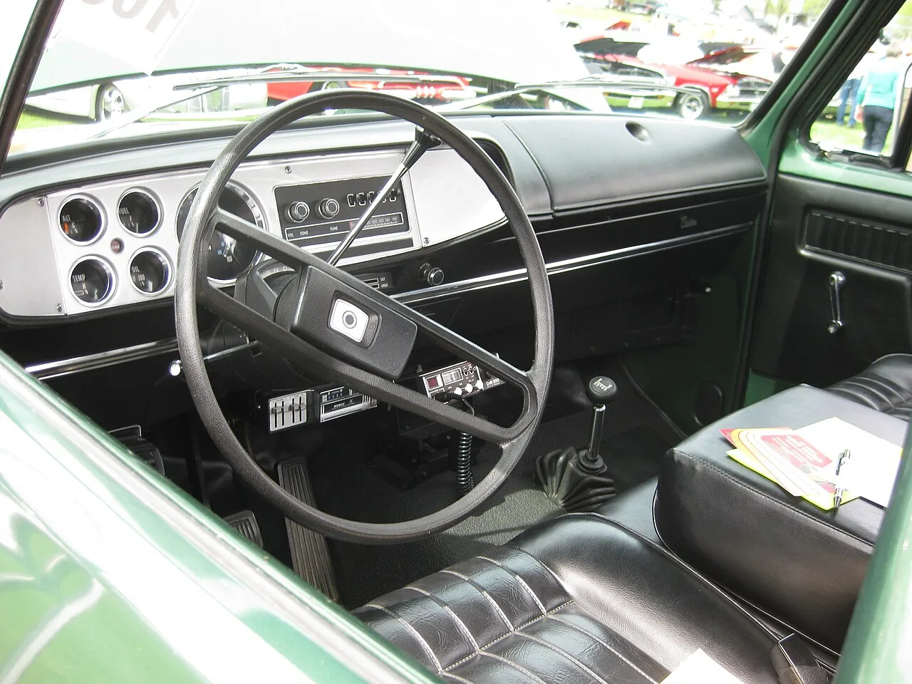 Dodge Power Wagon, interior