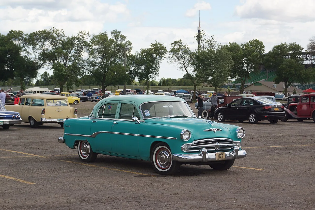 Dodge Royal, rear
