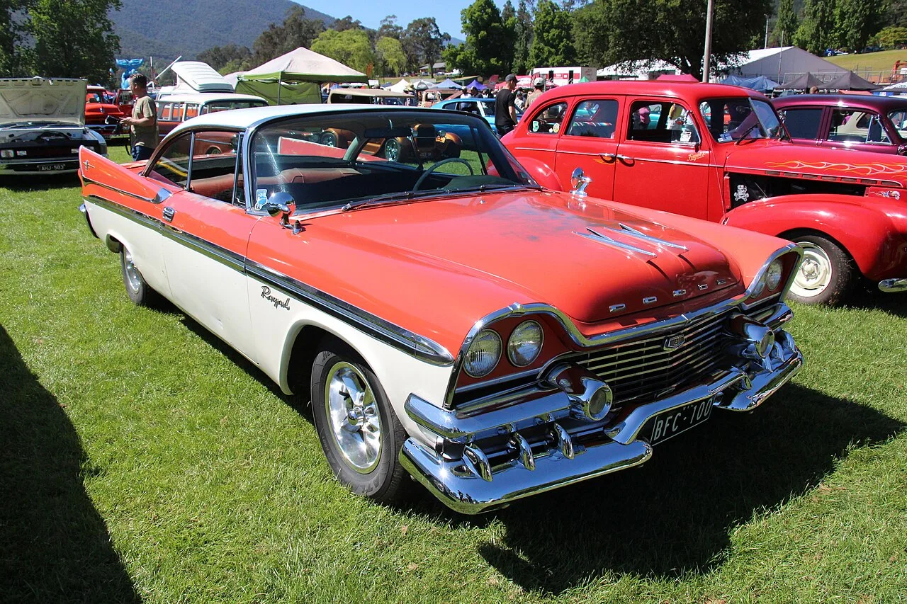 Dodge Royal, side