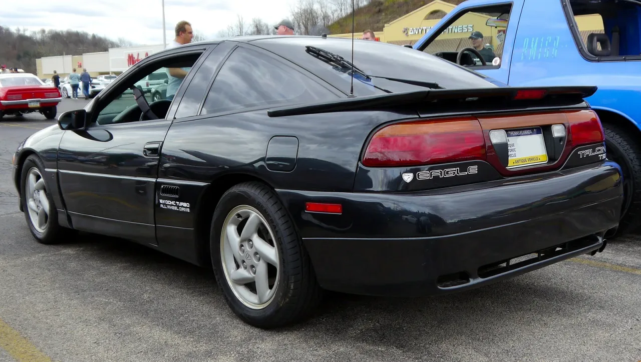Eagle Talon, rear