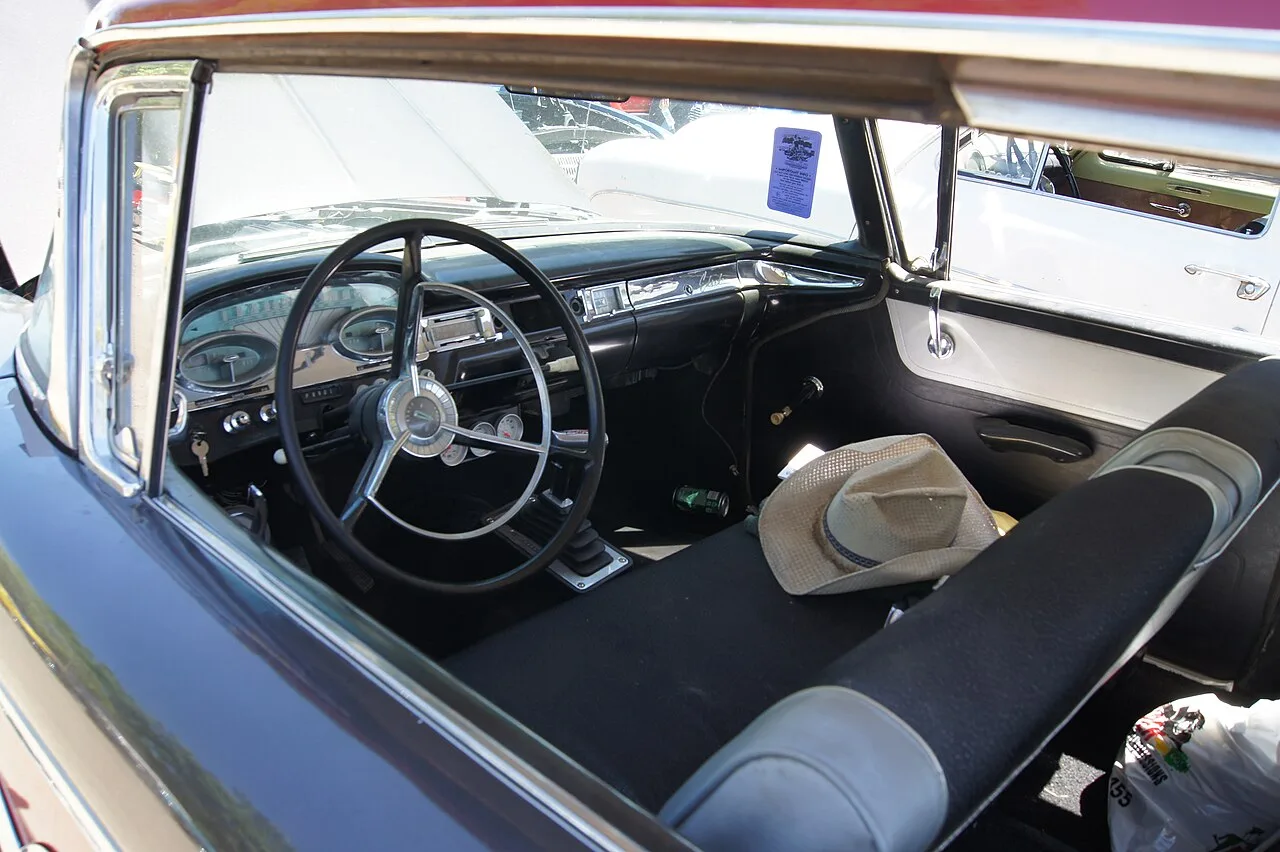 Edsel Ranger, interior