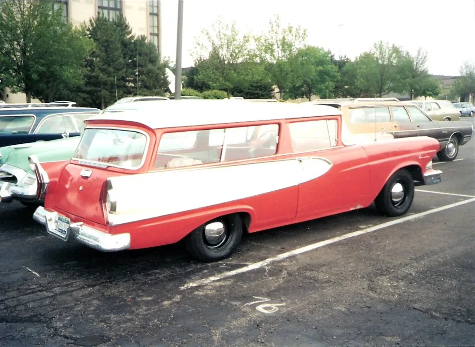 Edsel Roundup, rear