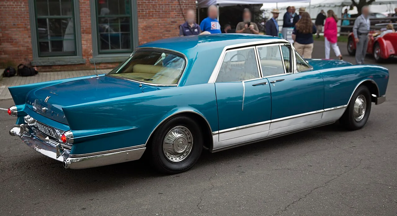 Facel Vega Excellence, rear
