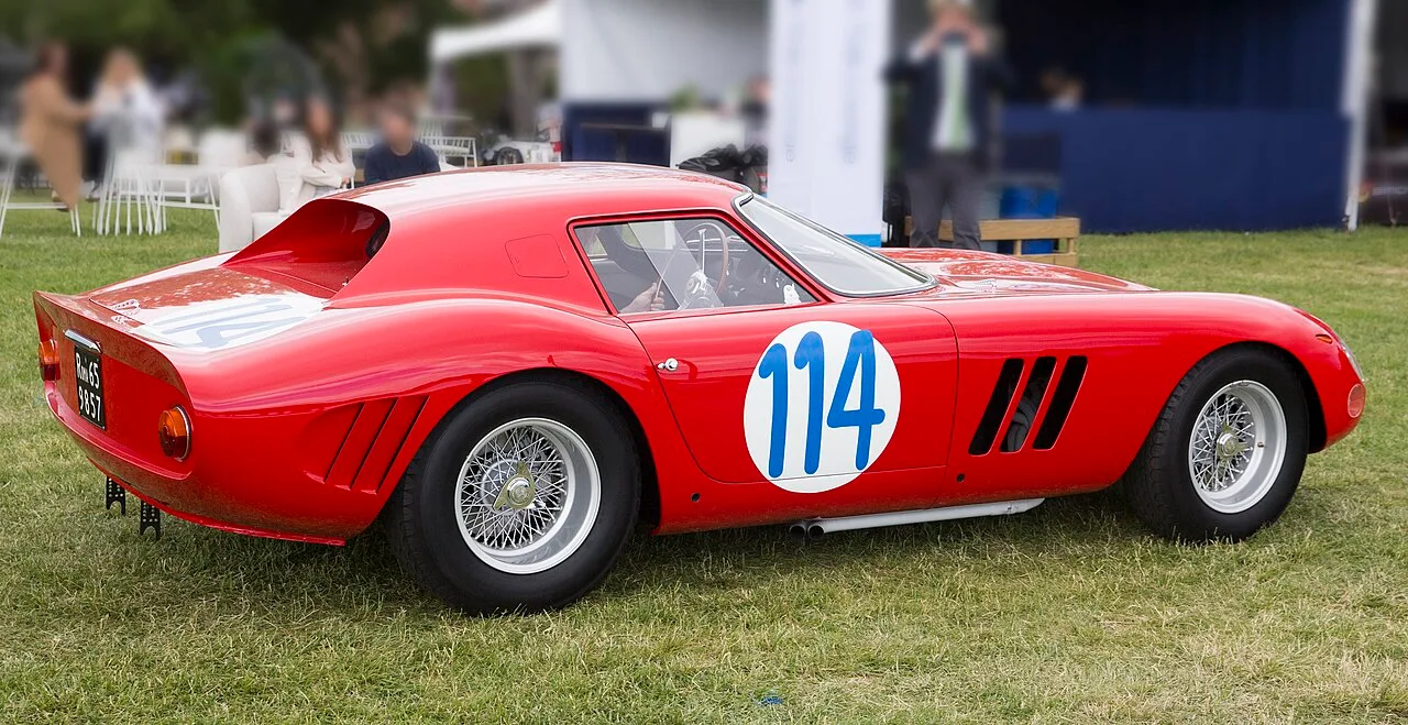 Ferrari 250 GTO, side