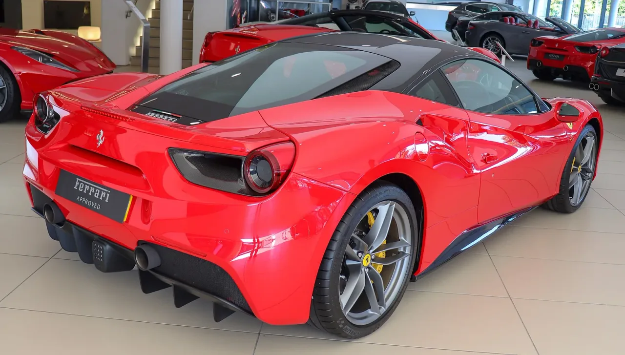 Ferrari 488 GTB, rear