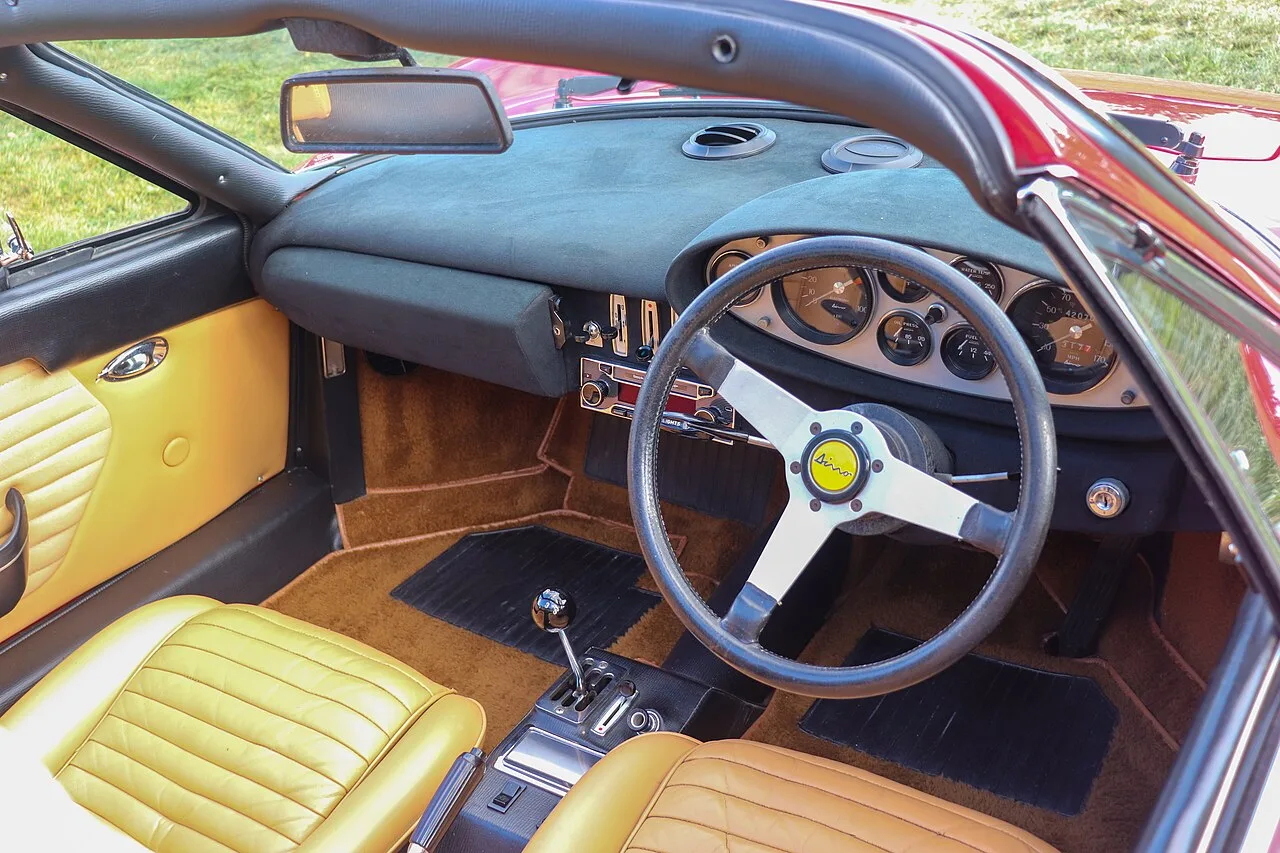 Ferrari Dino 246 GT, interior