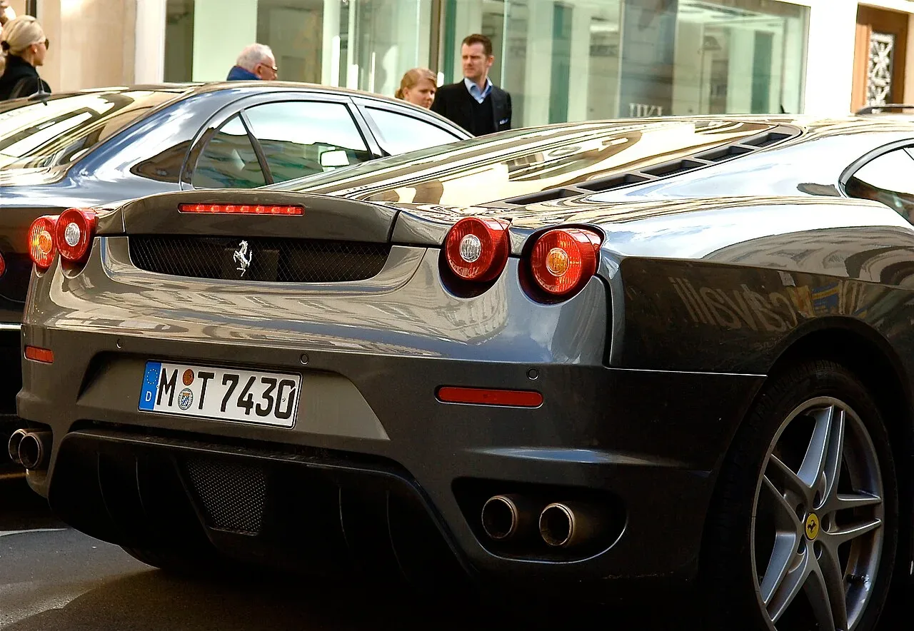 Ferrari F 40, rear