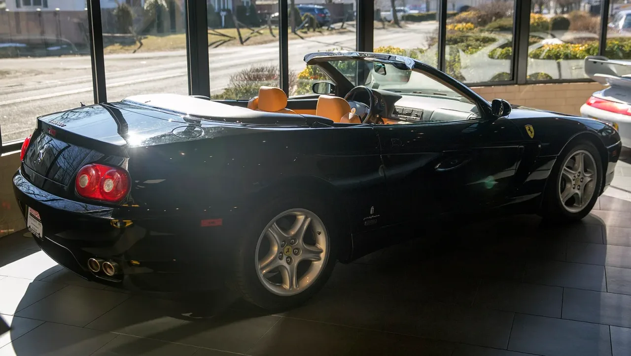 Ferrari 456, rear