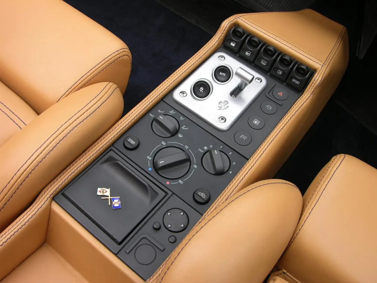 Ferrari F355/355 F1, interior
