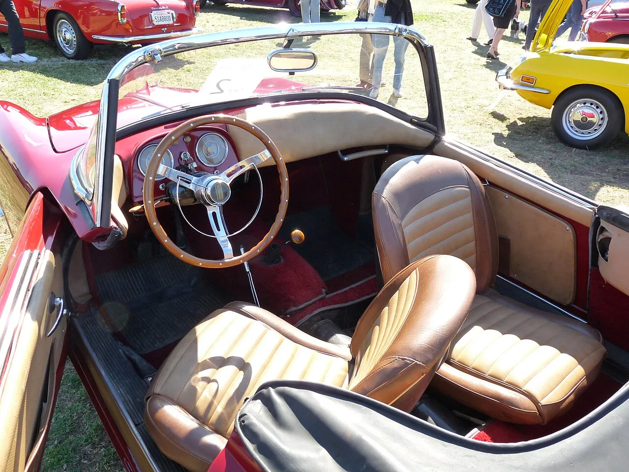 Fiat 1200 Granluce, interior