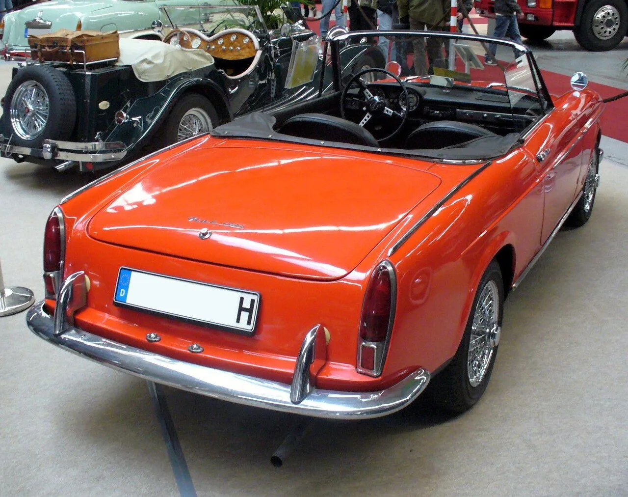 Fiat 1200 Granluce, rear