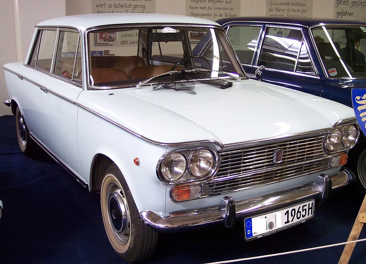 Fiat 1300 / 1500, rear
