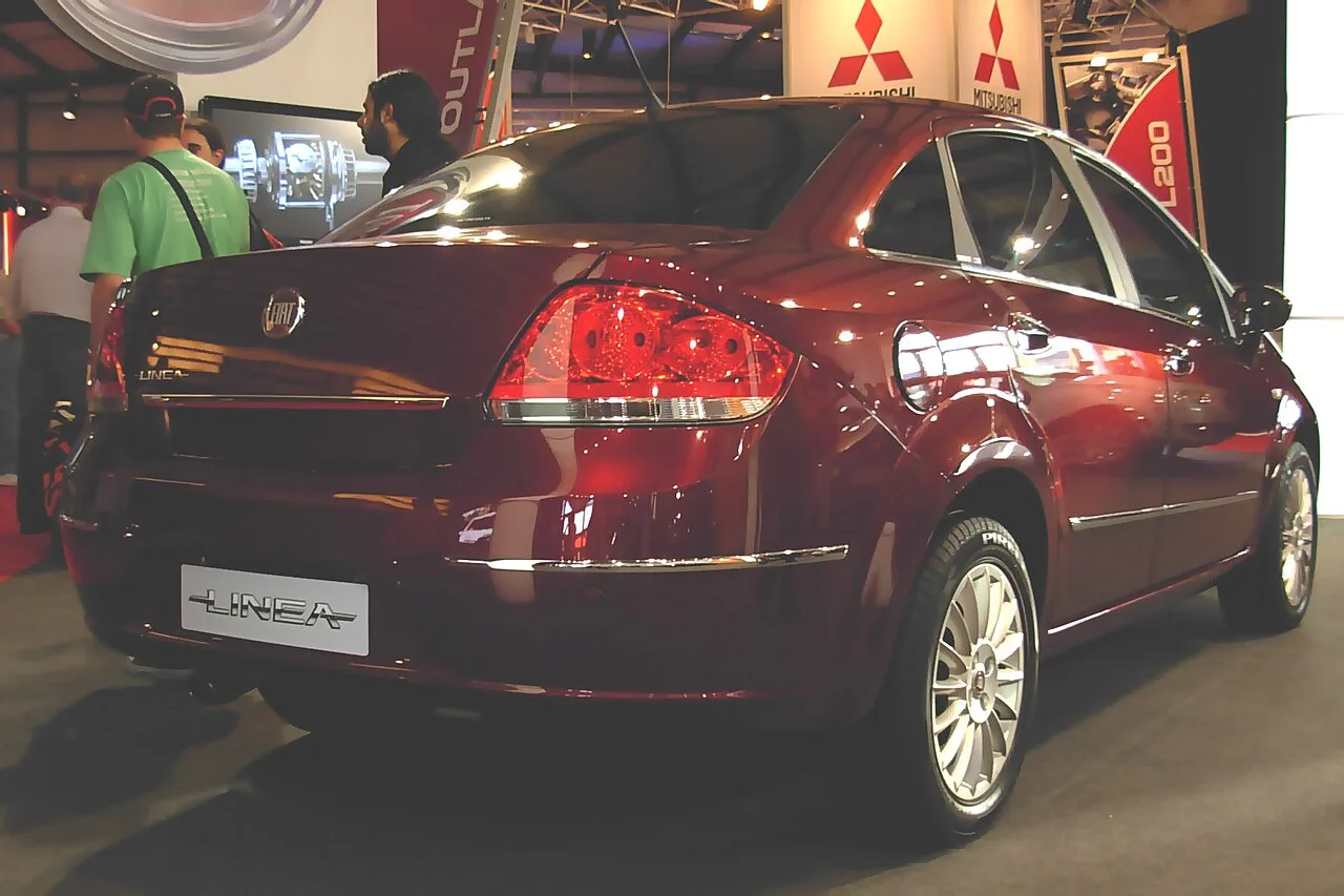Fiat Linea, rear