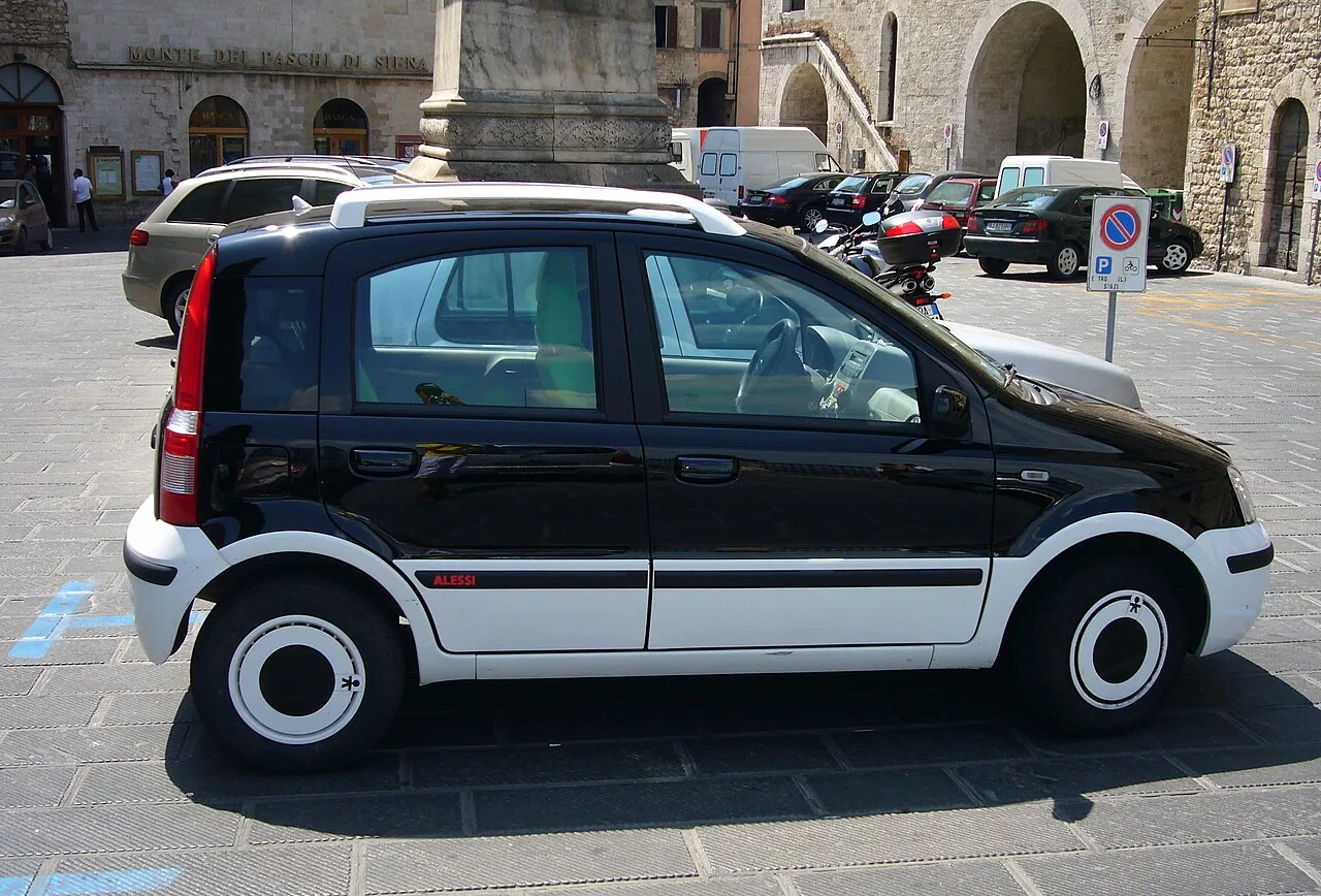 Fiat Panda 100HP, side