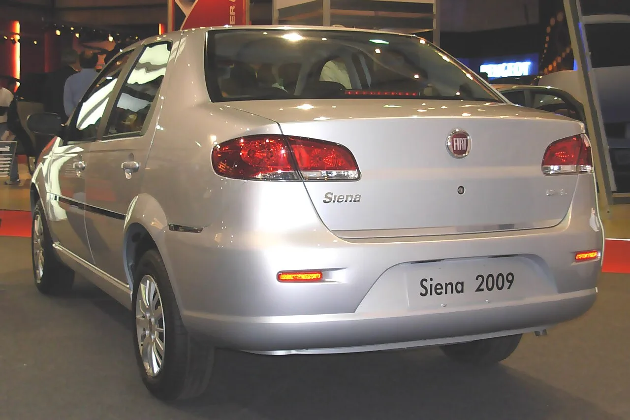 Fiat Siena 178, rear