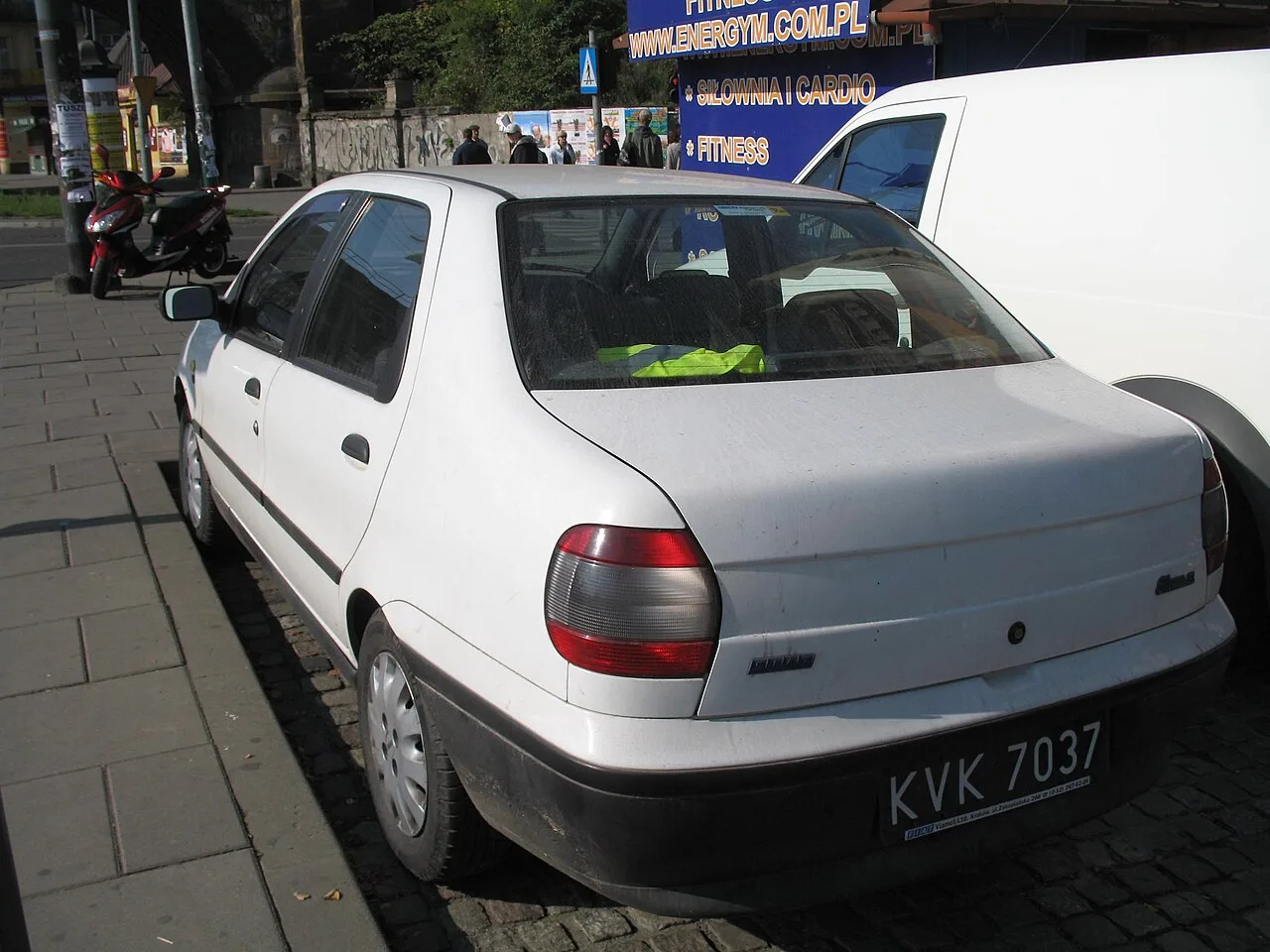 Fiat Siena 326, rear