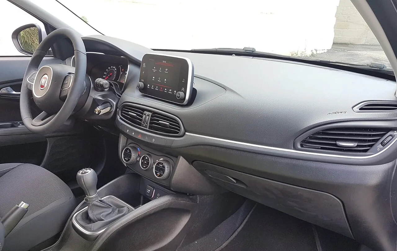 Fiat Tipo, interior