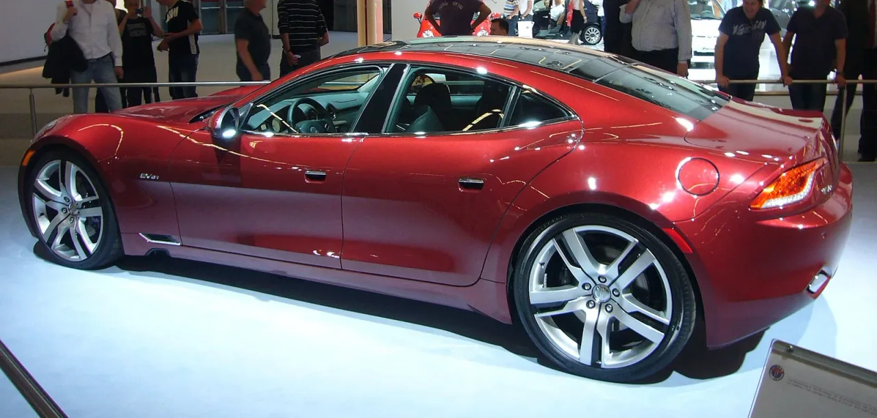 Fisker Karma, side
