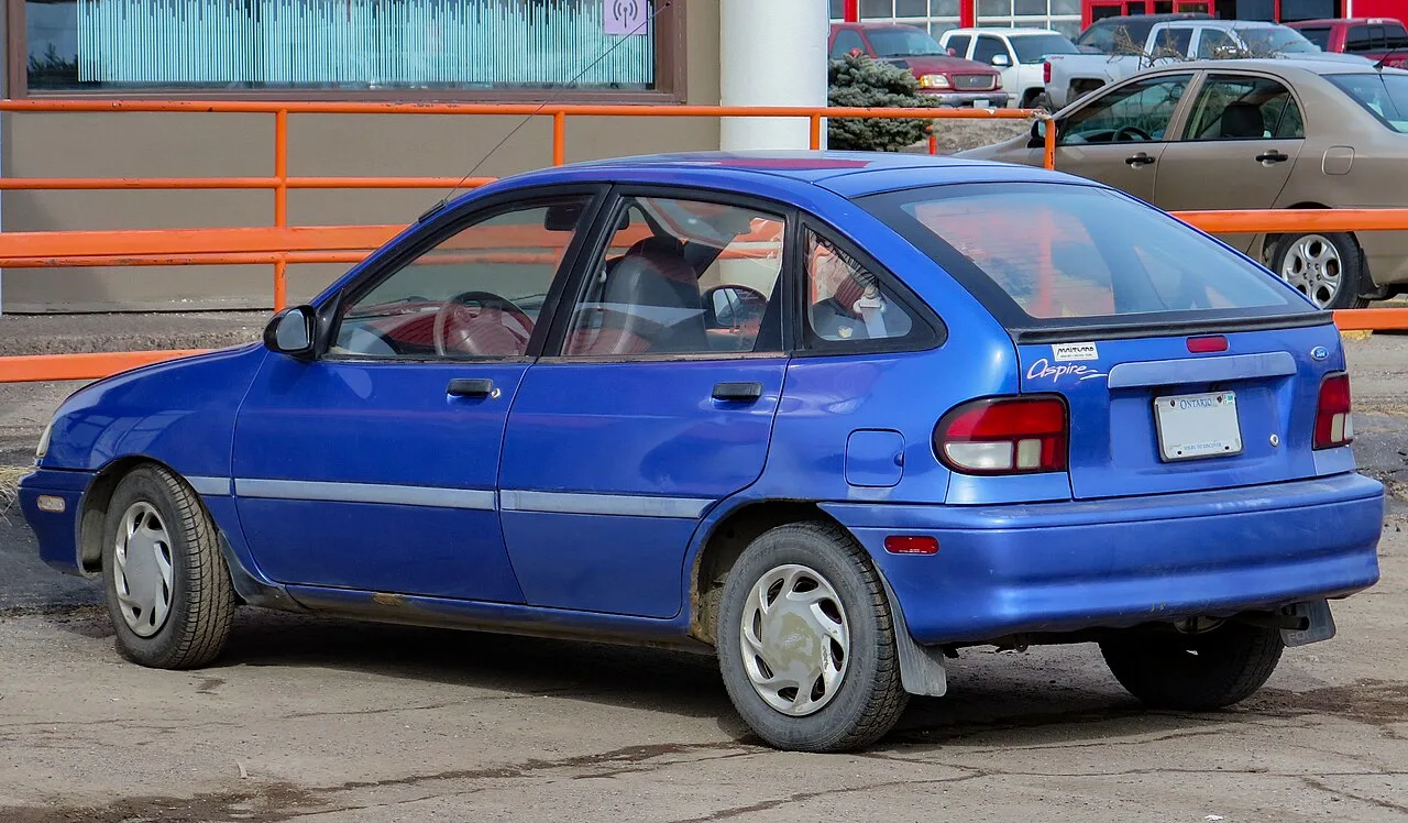 Ford Aspire, rear