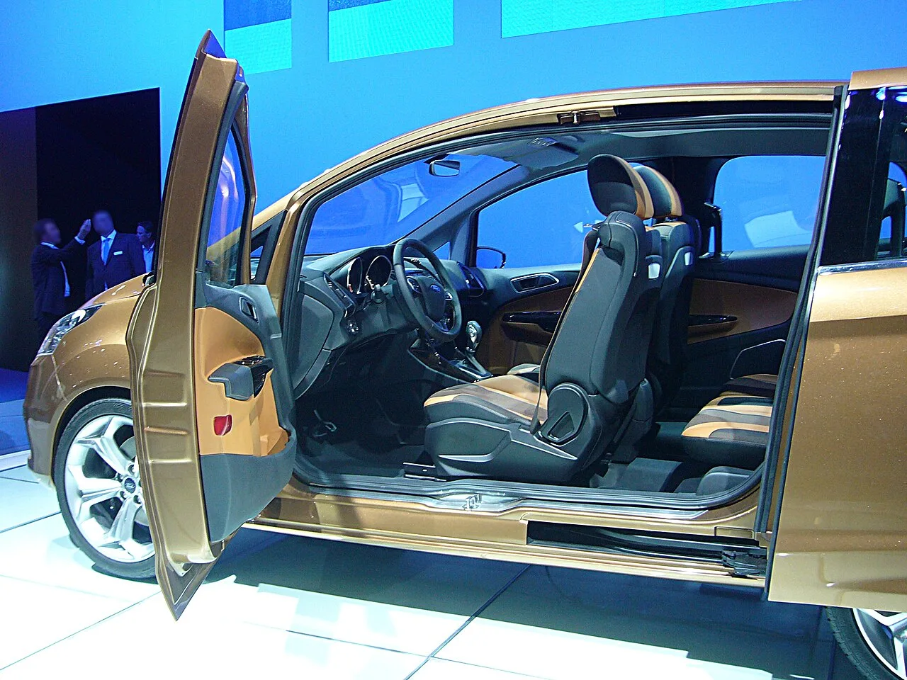 Ford B-Max B232, interior