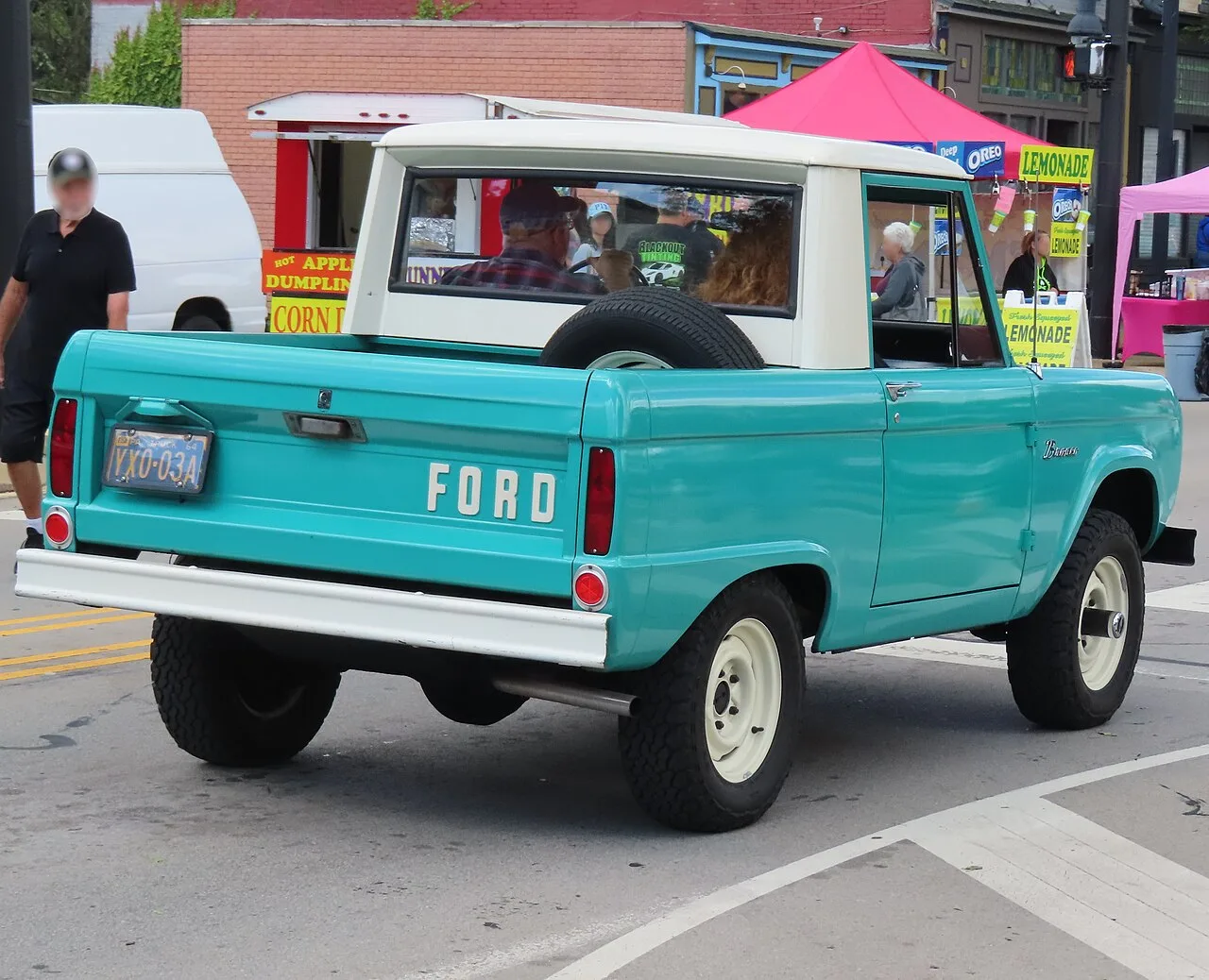 Ford Bronco Raptor, rear
