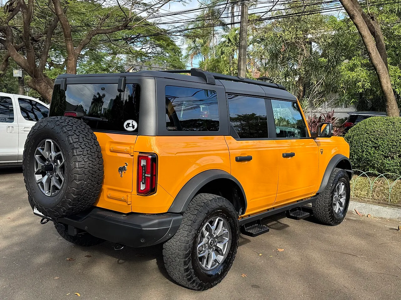 Ford Bronco third generation, rear