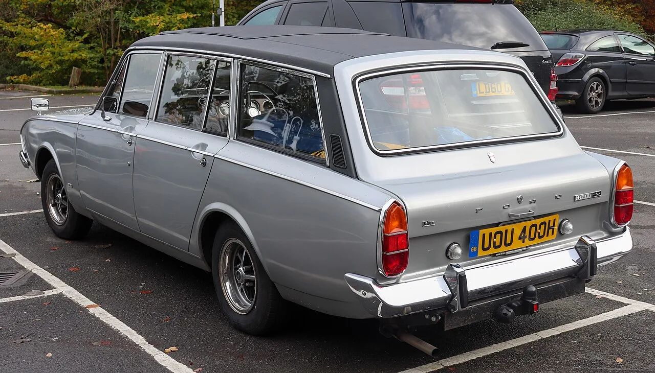 Ford Corsair, rear